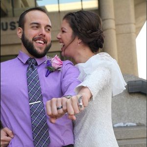 Meet your Posher, Lara